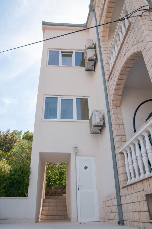 Villa Mia Трогир Екстериор снимка