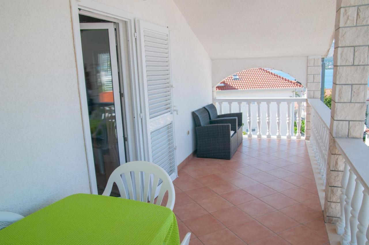 Villa Mia Трогир Екстериор снимка