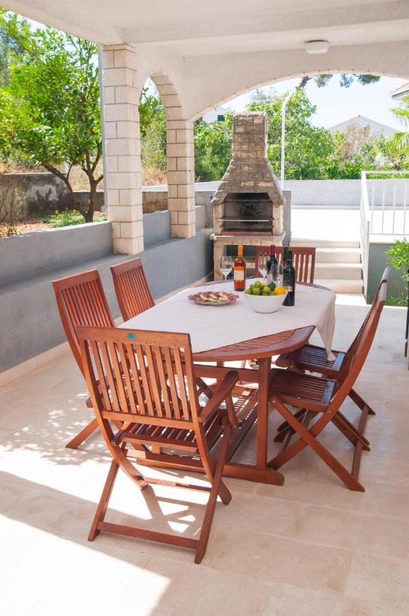 Villa Mia Трогир Екстериор снимка