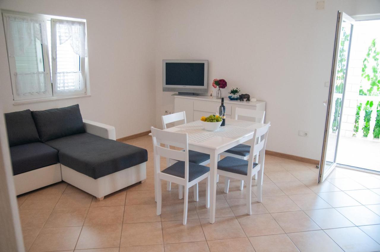 Villa Mia Трогир Екстериор снимка