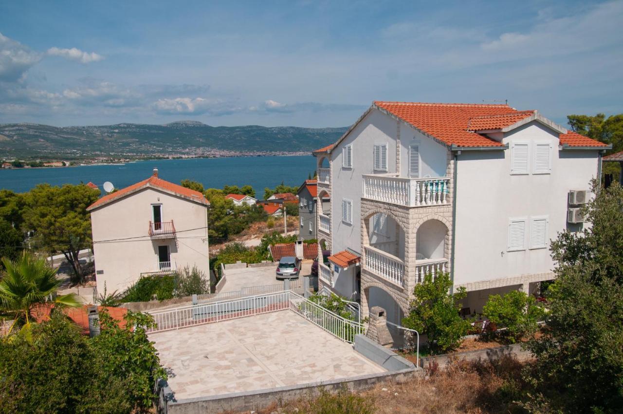 Villa Mia Трогир Екстериор снимка